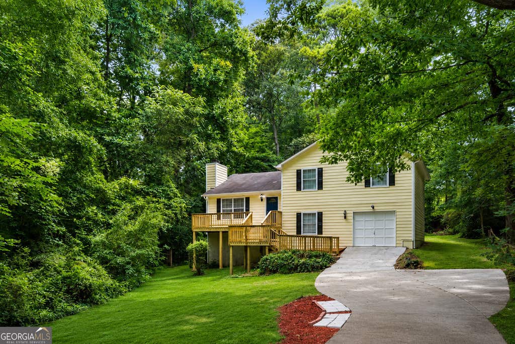 Photo of 116 Stagecoach Trail, Stockbridge, GA 30281 (MLS # 10810078)