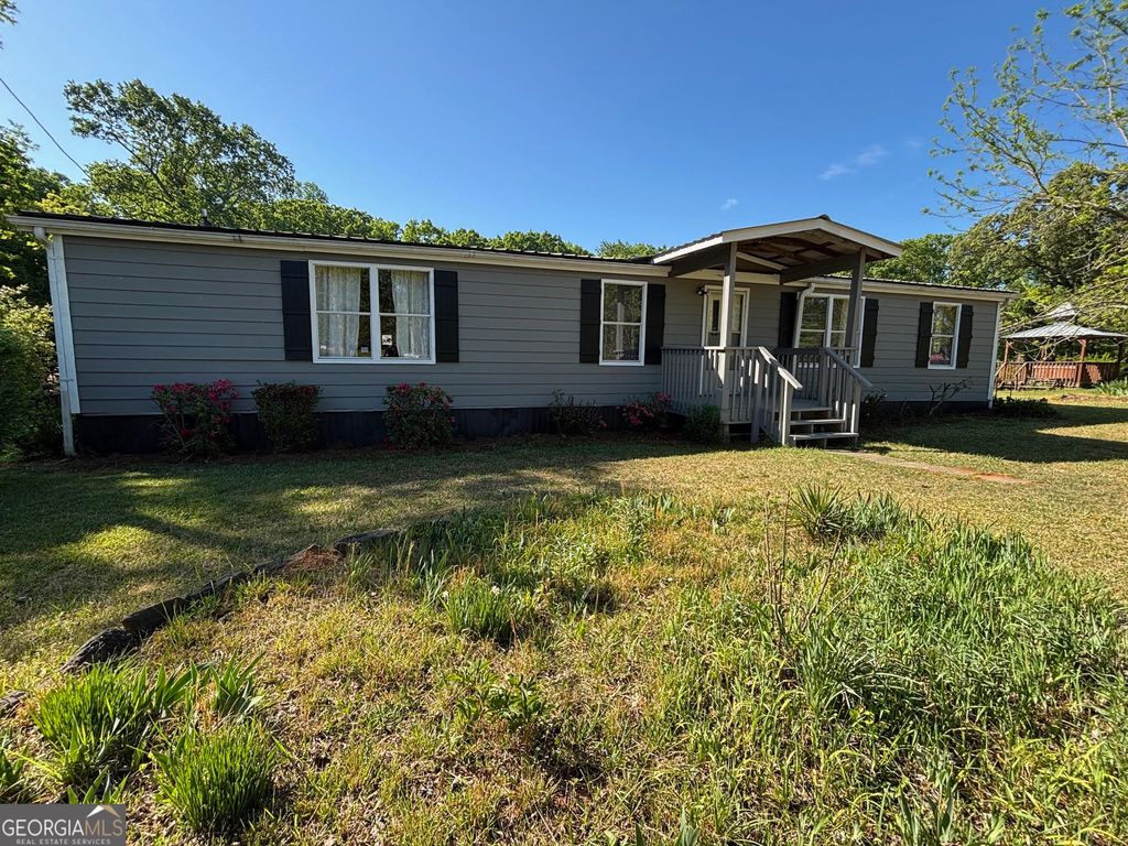 Photo of 8255 Lake Hollow Drive, Gainesville, GA 30506 (MLS # 10735625)