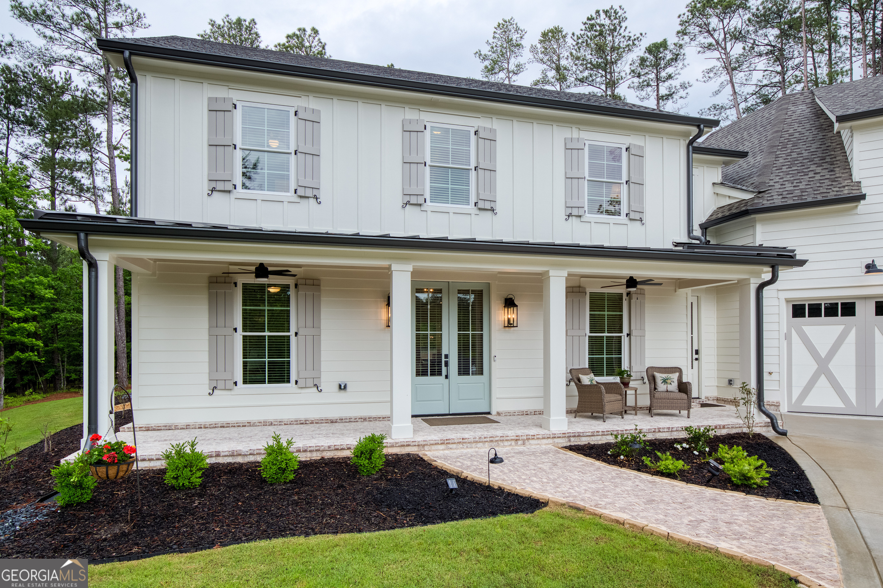 1050 Forrest Highlands