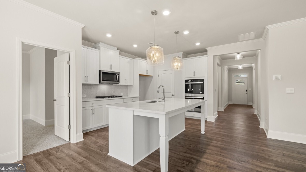 85 Lakeview PT