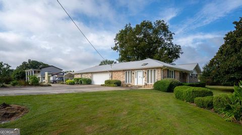 5792 Wenona ST Douglasville GA 30135