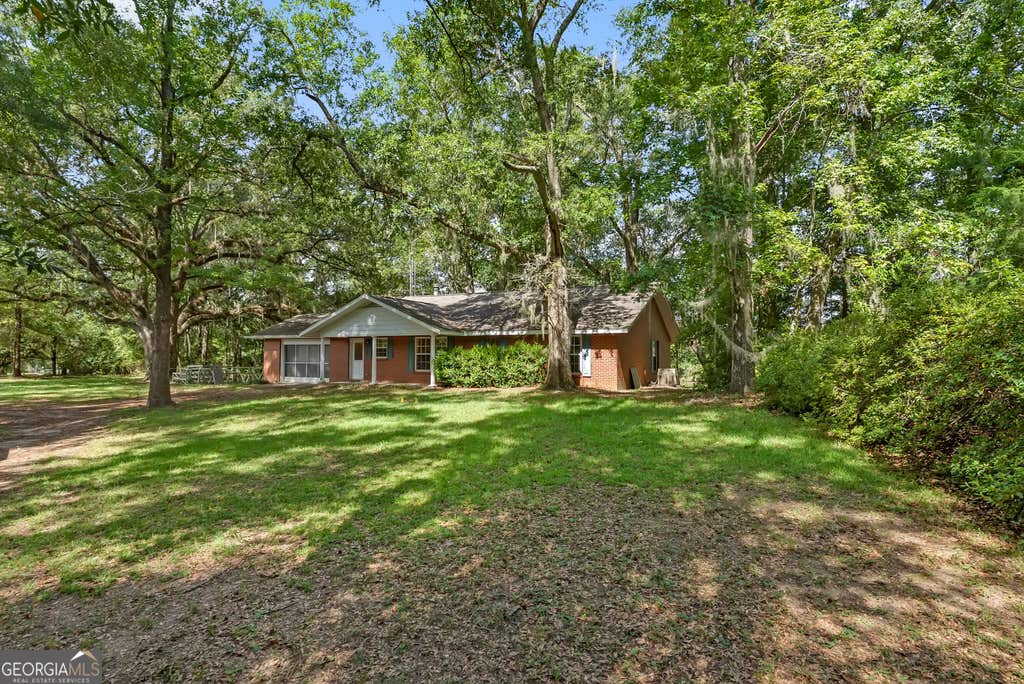 Photo of 139 Riverview Drive, Bainbridge, GA 39817 (MLS # 10825660)