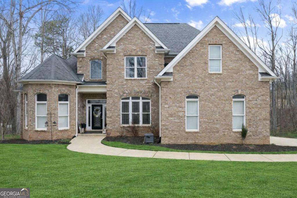 Photo of 318 Waterford Circle, Cornelia, GA 30531 (MLS # 10705006)