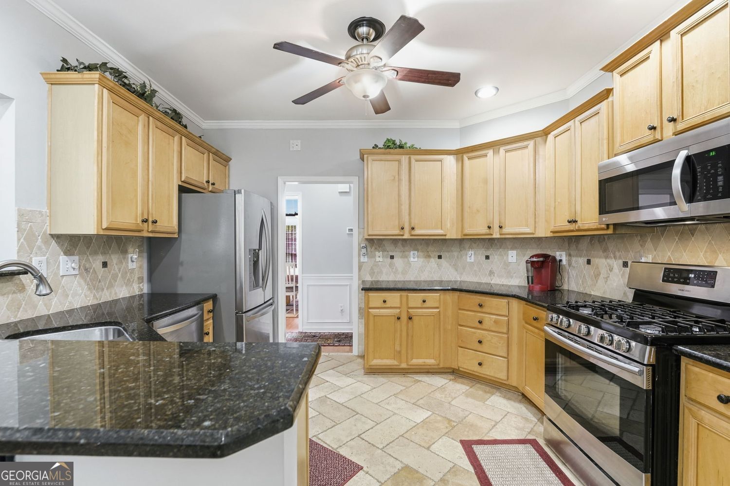 1221 Kingsbury LN