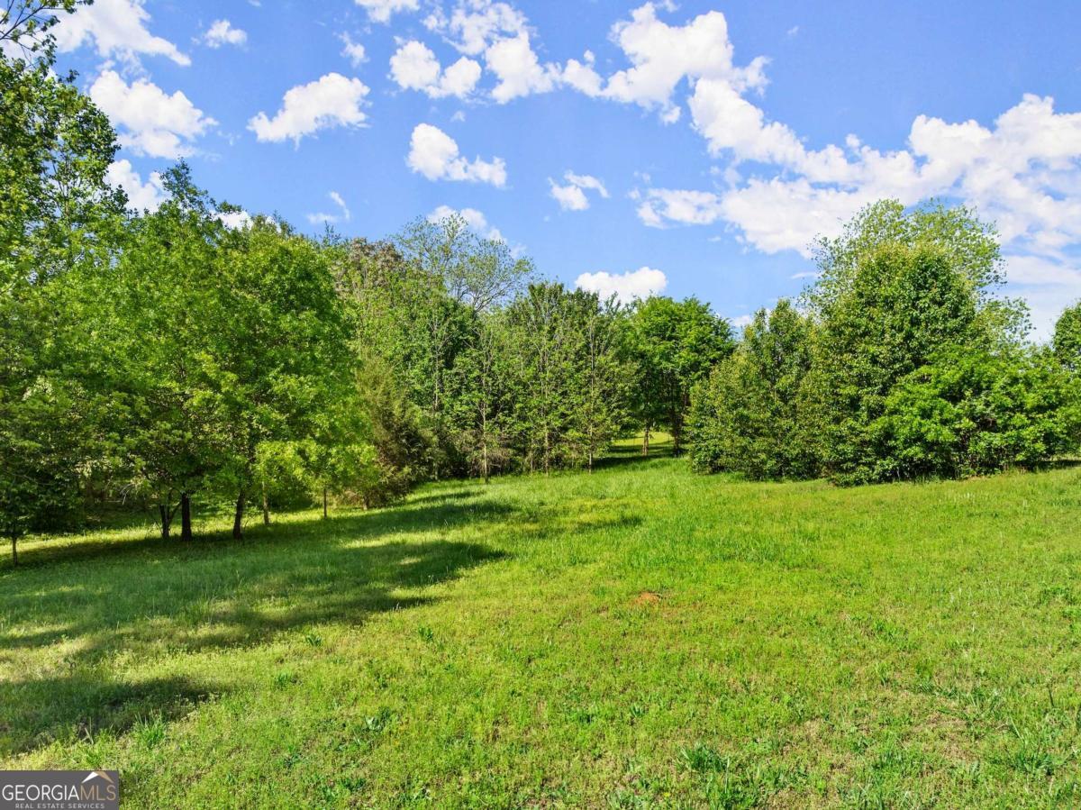 5198 Holly Springs RD