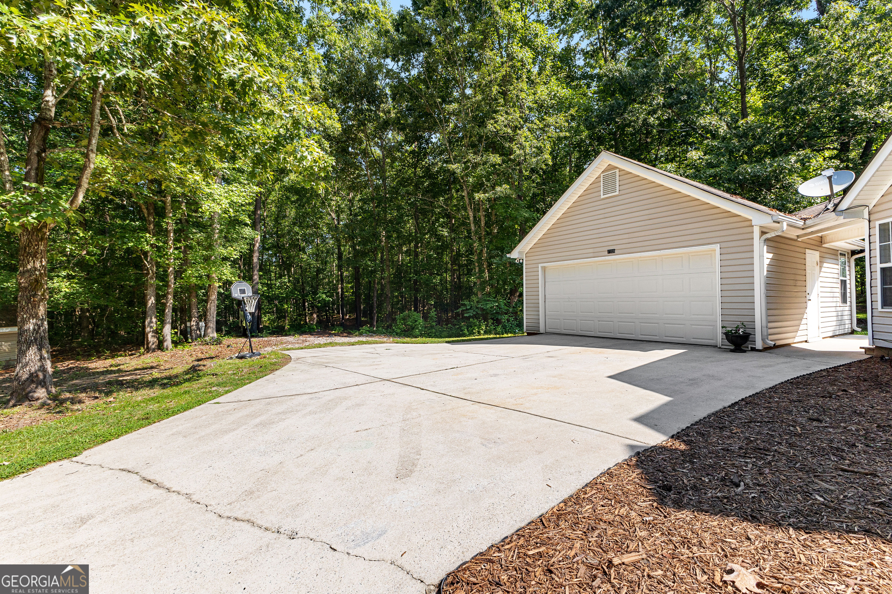 1108 Tenny Nelson RD