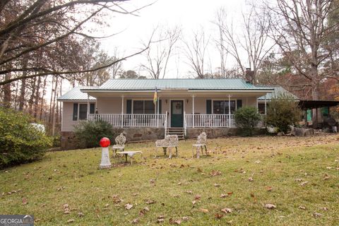 A home in Newnan