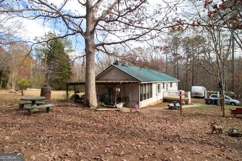 A home in Newnan