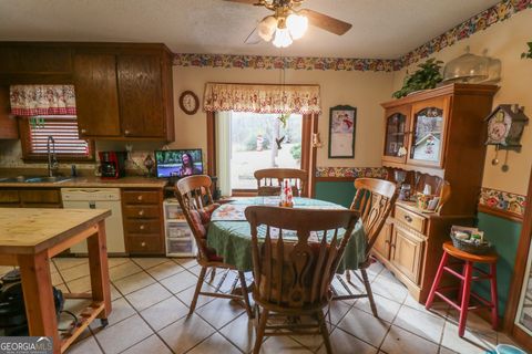 A home in Newnan