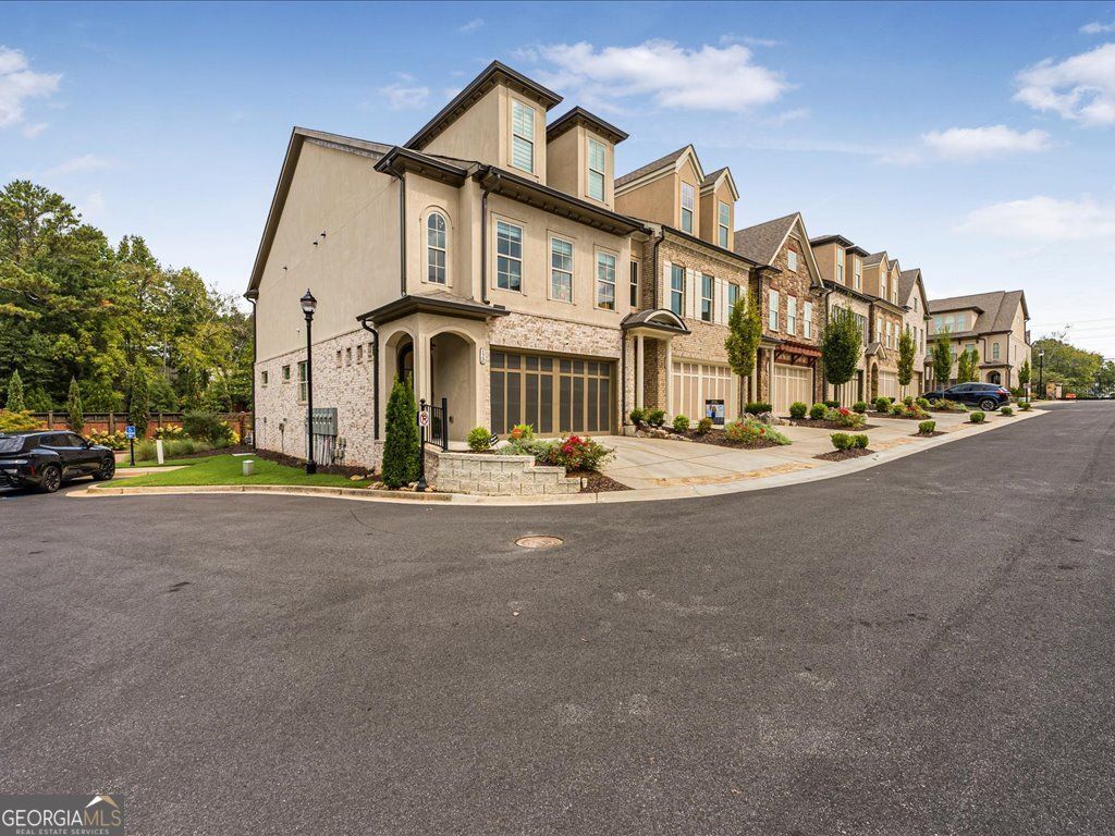 Photo of 120 via roma, woodstock, GA 30188 (MLS # 10651531)