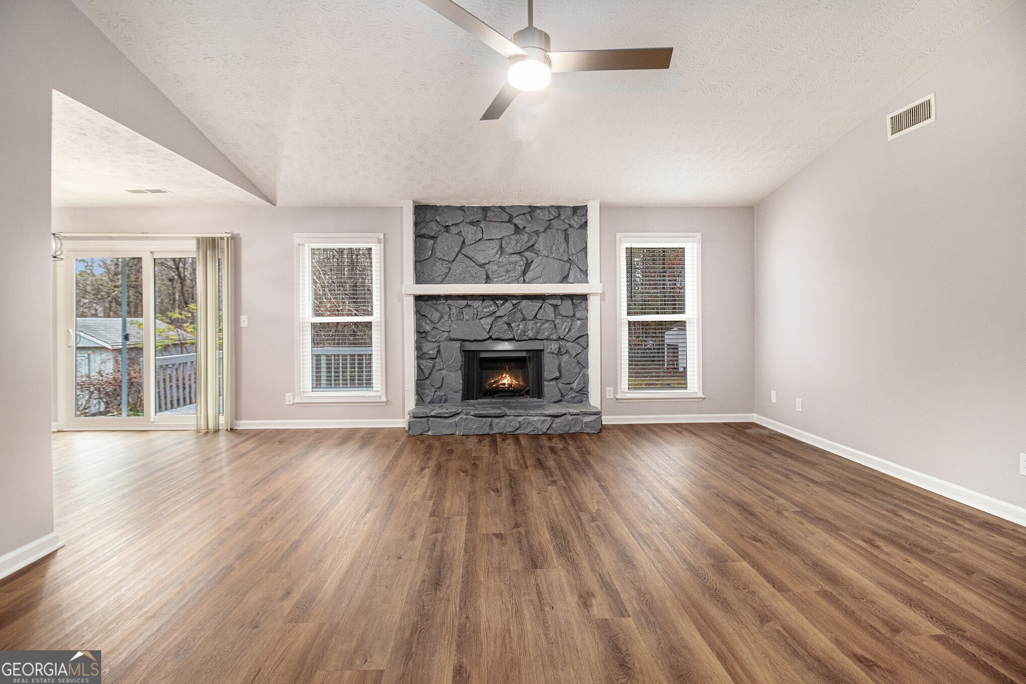 5524 DORSETT SHOALS RD