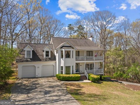 Photo of 145 Thornwood Drive SE, Calhoun, GA 30701 (MLS # 10717347)