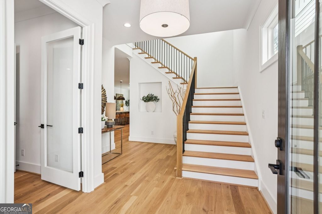 Photo of 490 Waterman St, Marietta, GA 30060 (MLS # 10680582)