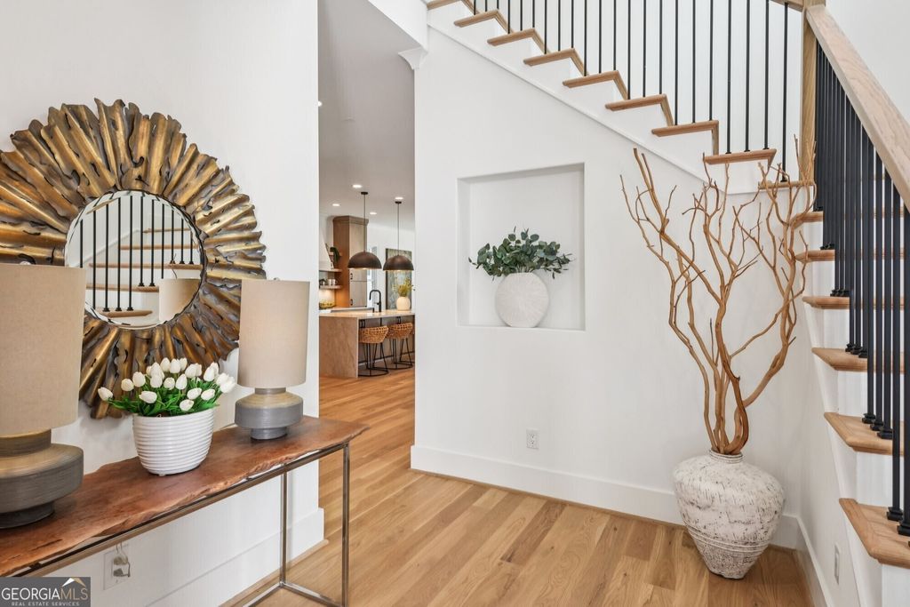 Photo of 490 Waterman St, Marietta, GA 30060 (MLS # 10680582)