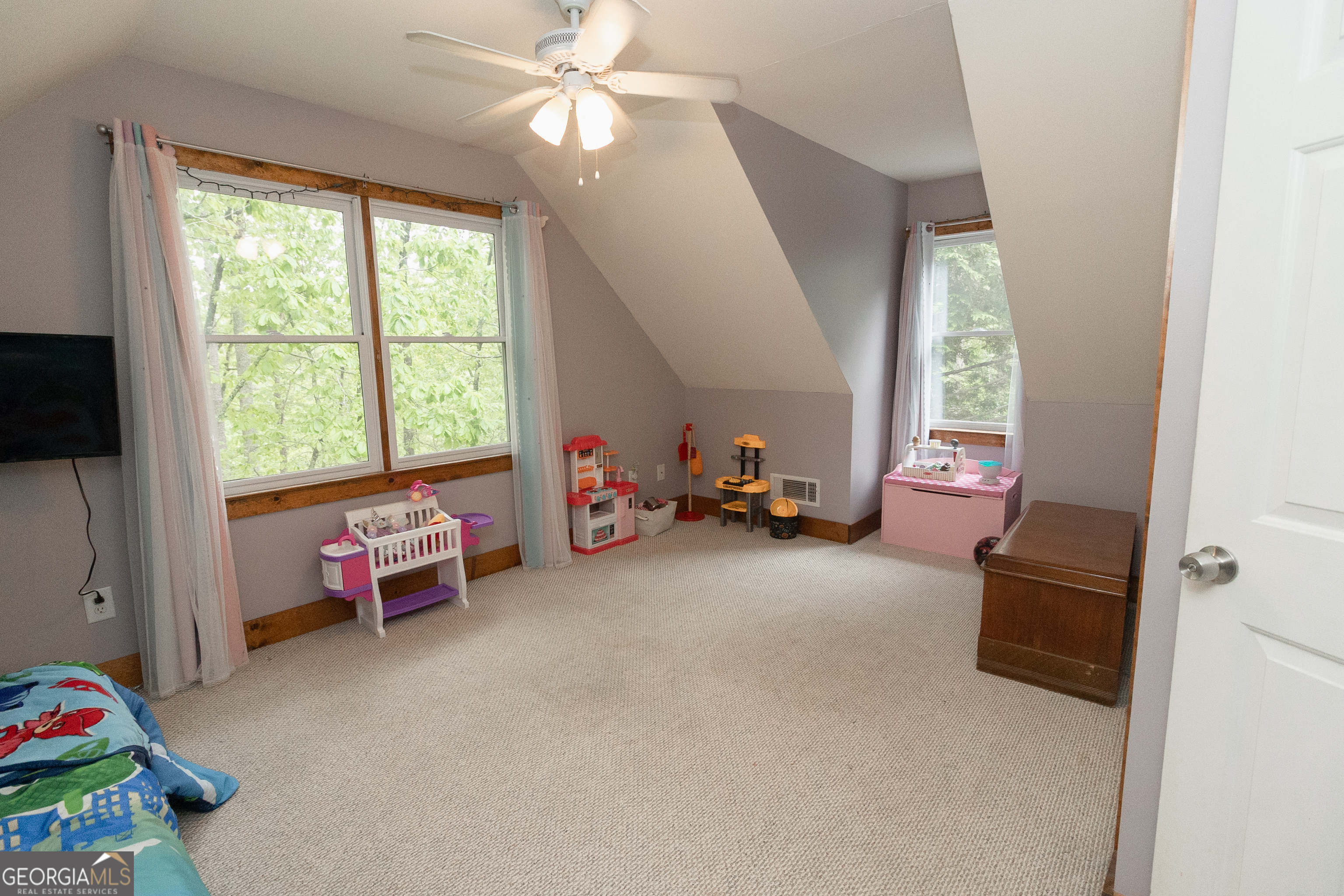 15 Falcon Brook DR