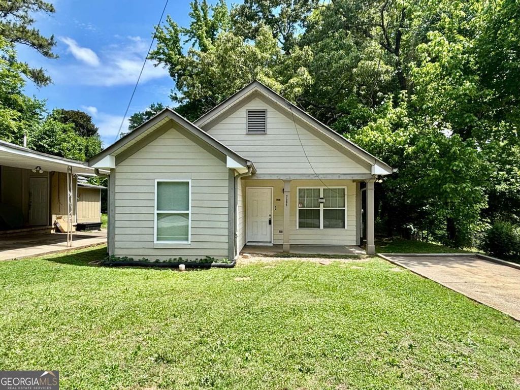 Photo of 2595 Elliott Street NW, Atlanta, GA 30318 (MLS # 10770361)