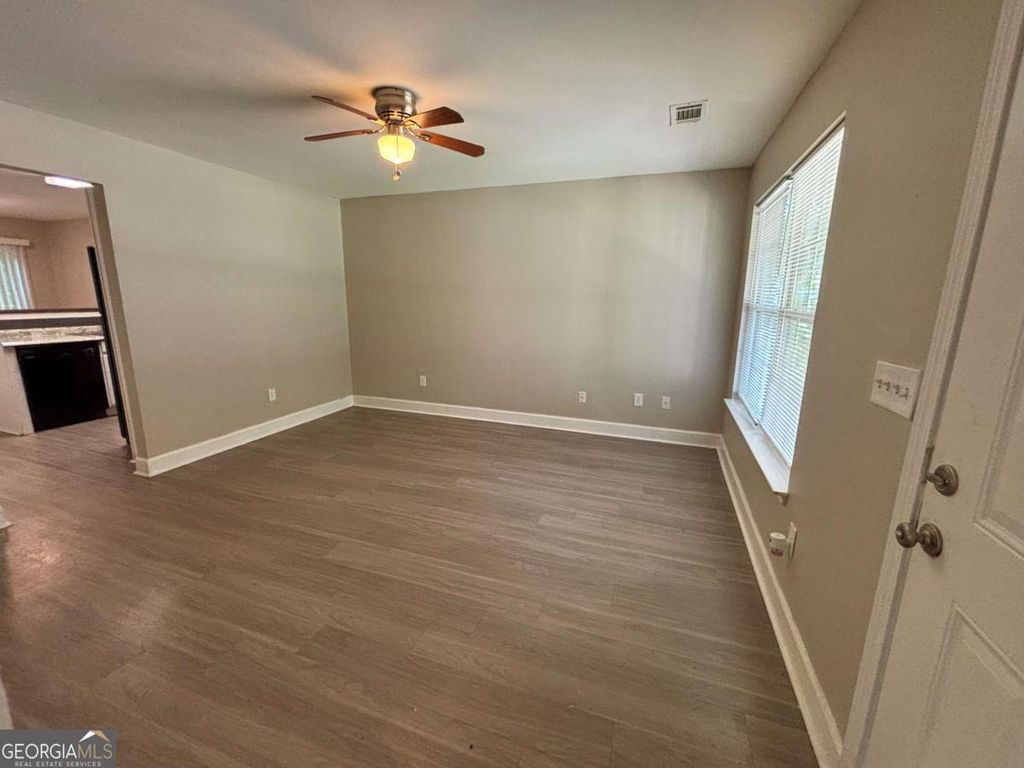 Photo of 2595 Elliott Street NW, Atlanta, GA 30318 (MLS # 10770361)