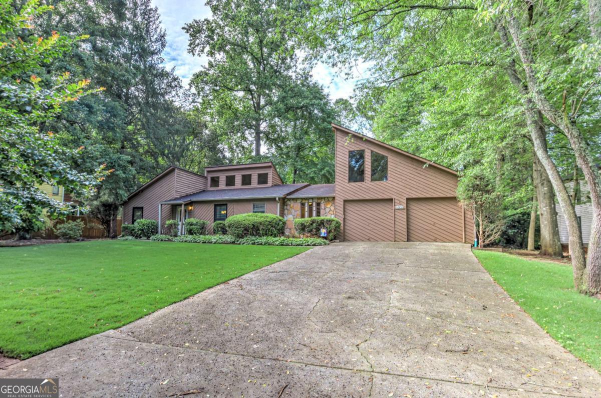 4920 Tremont DR NE