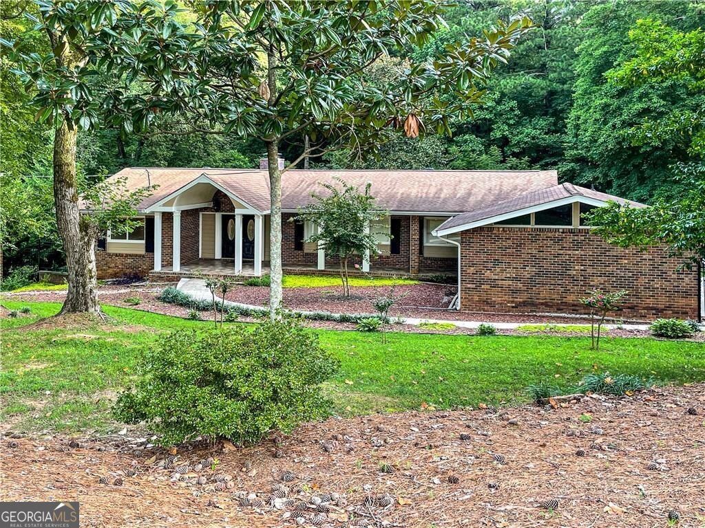 Photo of 3115 Brookview Road SE, Marietta, GA 30067 (MLS # 10705736)