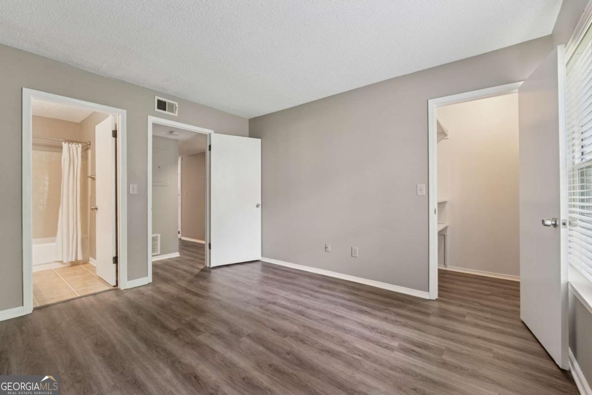 1401 Huntingdon Chase 1401