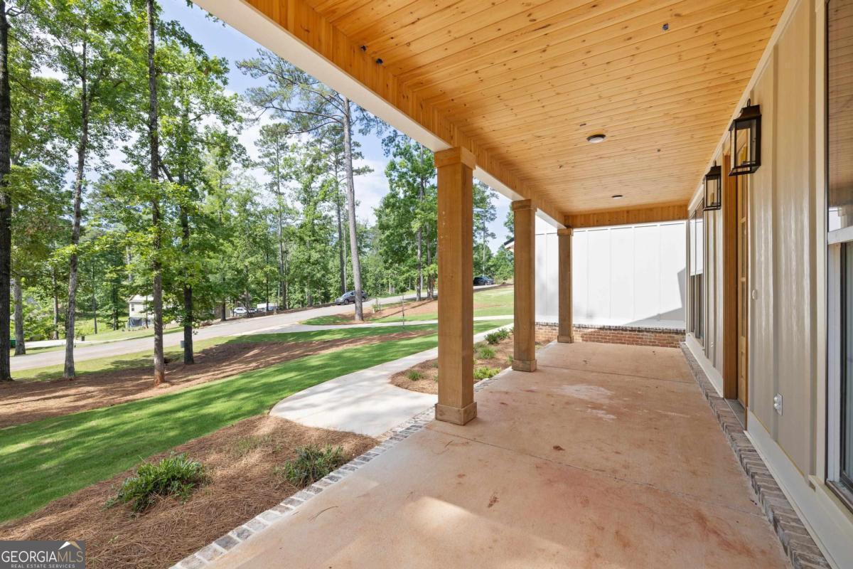 1211 Turnberry CIR