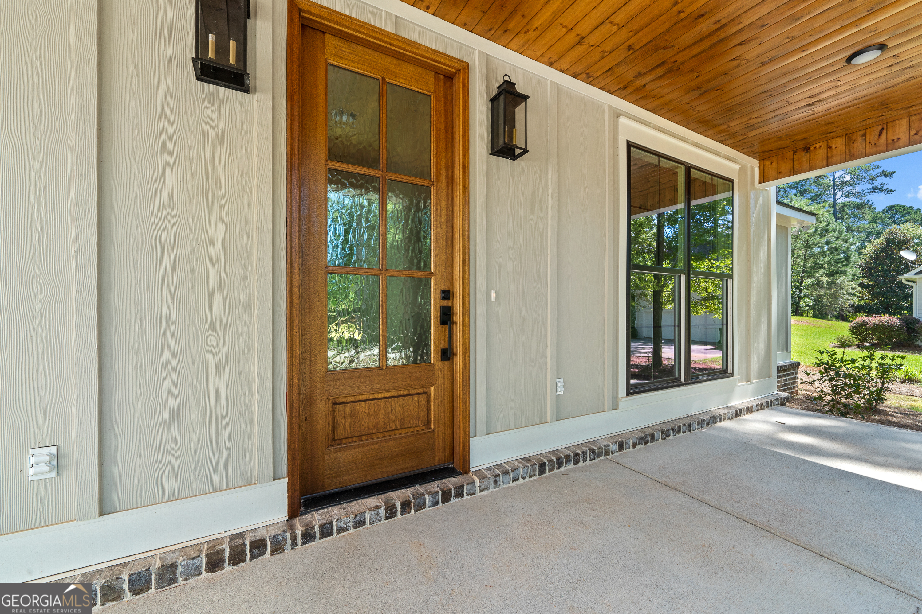 1211 Turnberry CIR