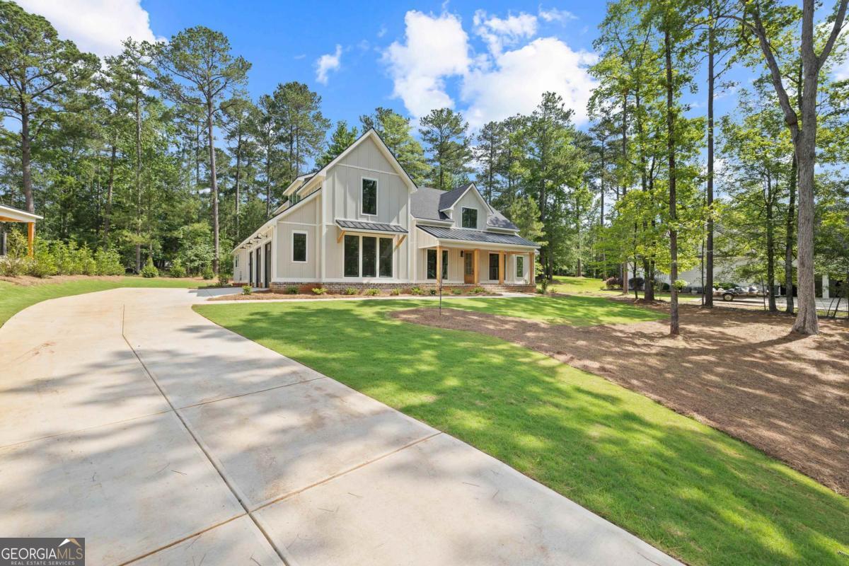 1211 Turnberry CIR
