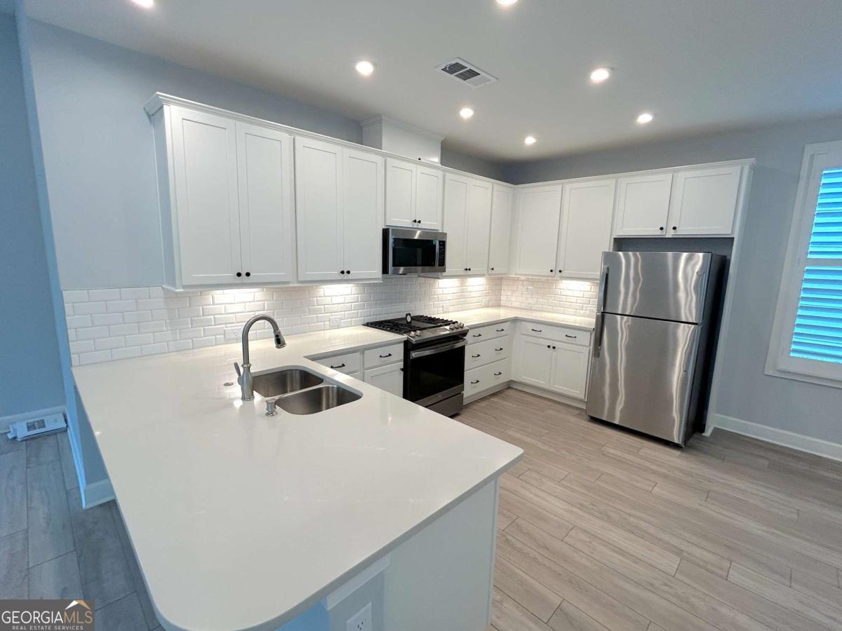 2805634048 Homes for Sale