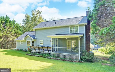 A home in Toccoa