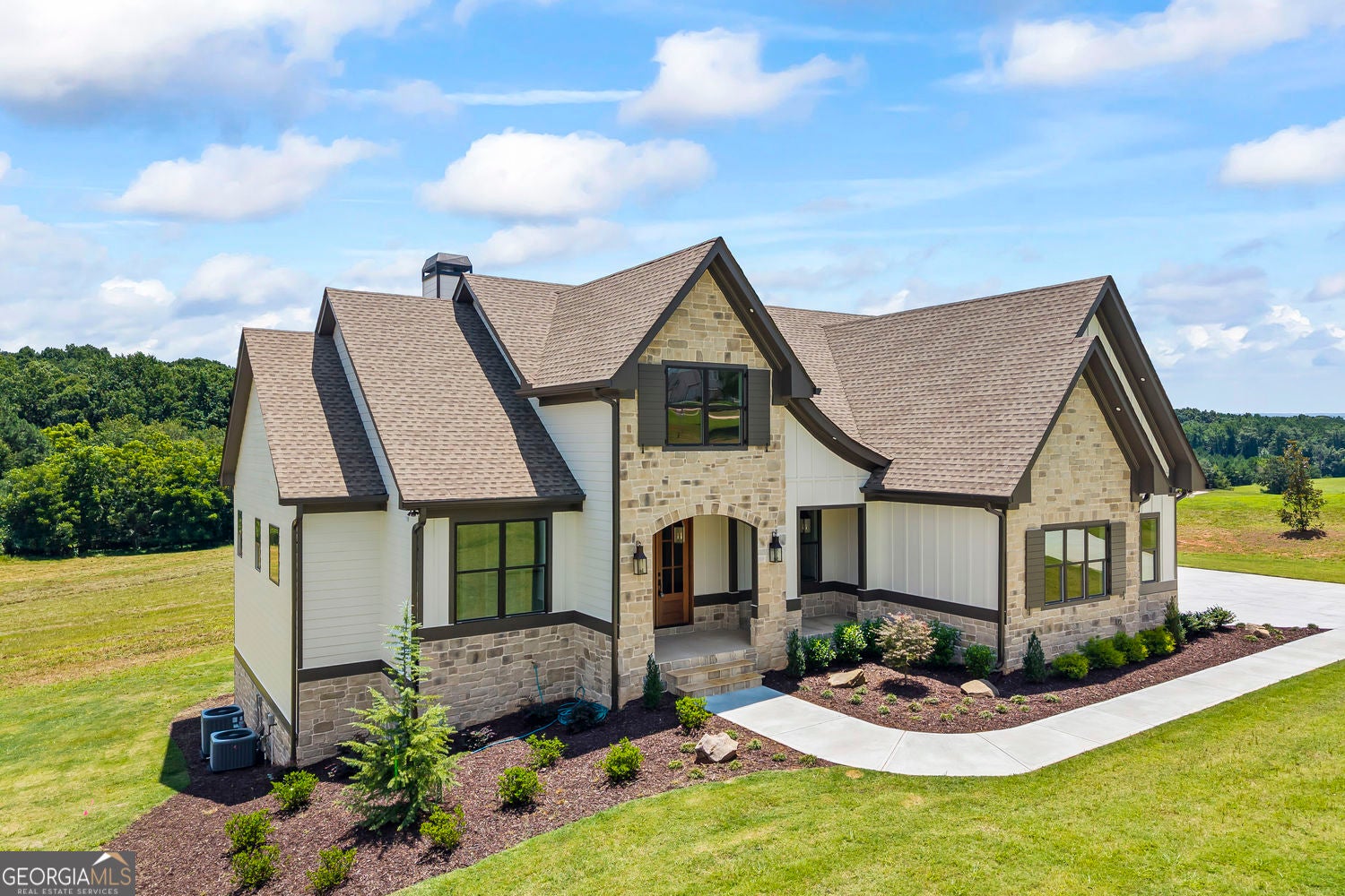 810 North Hampton WAY
