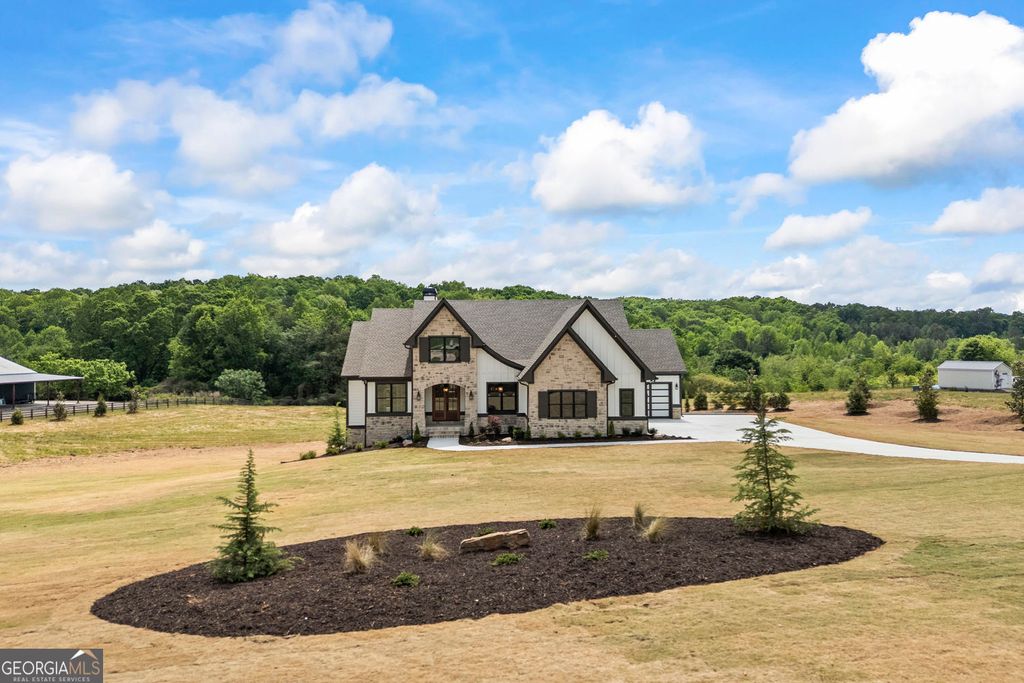 Photo of 810 North Hampton WAY, Monroe, GA 30656 (MLS # 10765814)