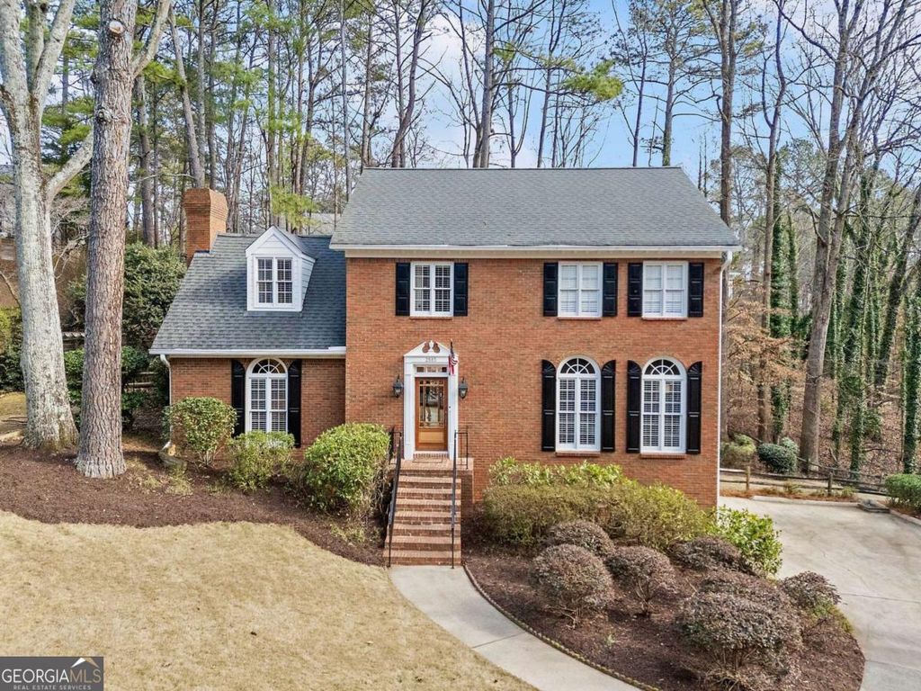 Photo of 2885 Arborwoods Drive, Johns Creek, GA 30022 (MLS # 10677824)
