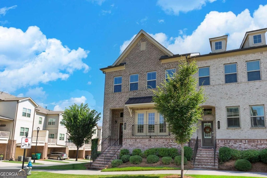 Photo of 345 Commons Avenue, Woodstock, GA 30188 (MLS # 10802025)
