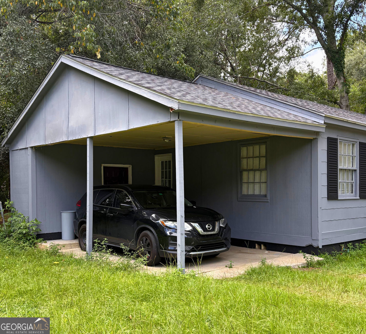 2406 Oxford DR