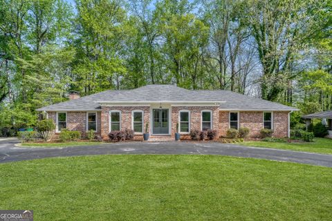 2812 Galahad DR NE Atlanta GA 30345