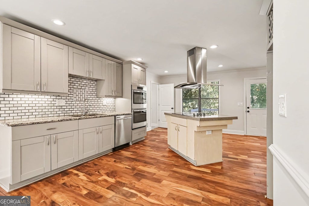 Photo of 2888 Carrousel Court, Stone Mountain, GA 30087 (MLS # 10879501)
