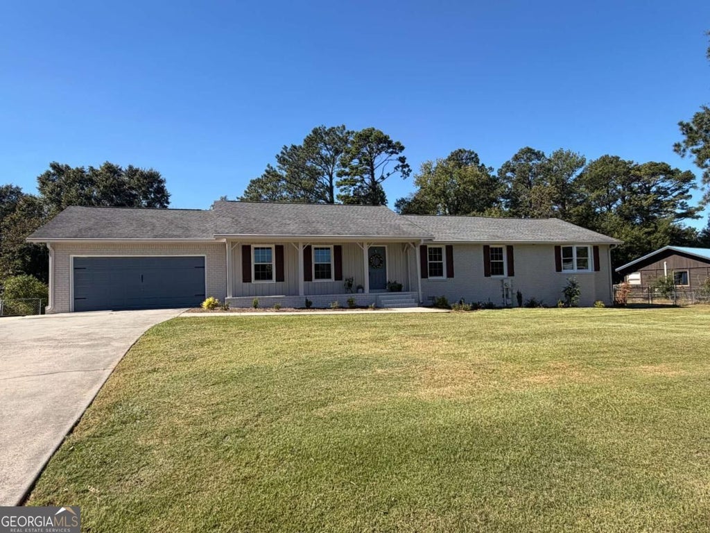 Photo of 453 Mountain View Road SE, Rome, GA 30161 (MLS # 10878787)