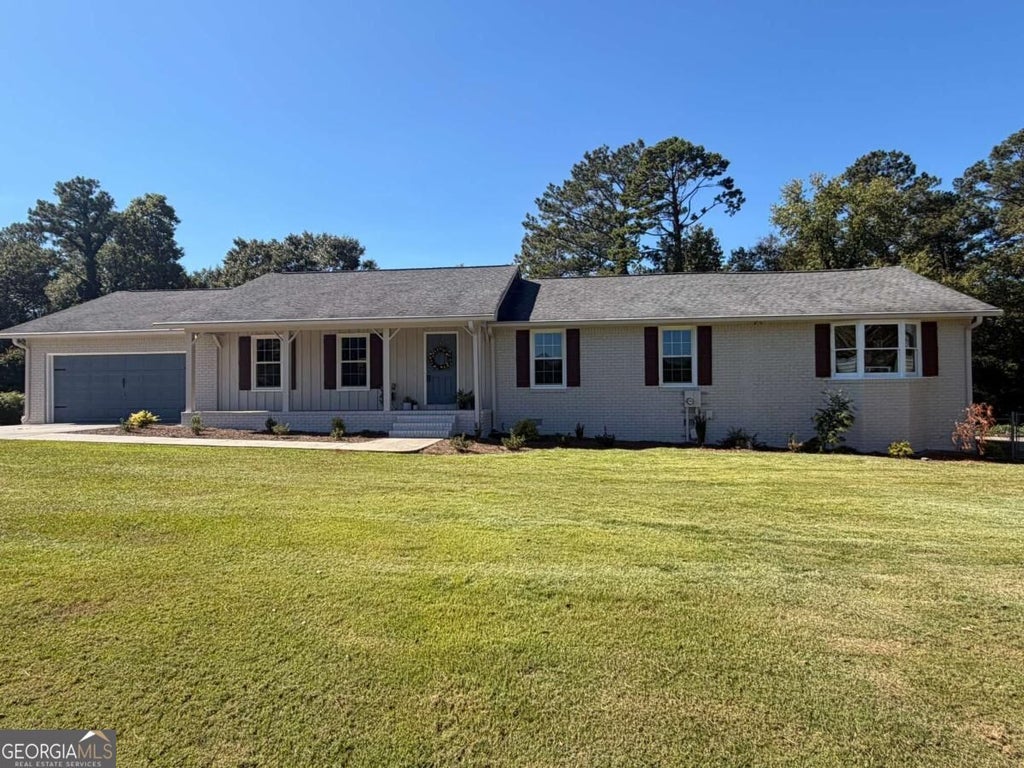 Photo of 453 Mountain View Road SE, Rome, GA 30161 (MLS # 10878787)