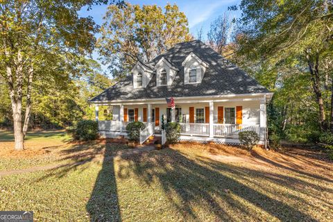 A home in Thomaston