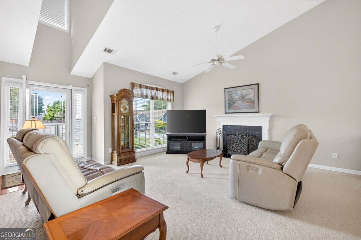 715 Chatham Park DR