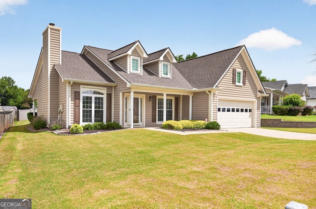 Photo of 715 Chatham Park Drive, Lawrenceville, GA 30046 (MLS # 10770780)