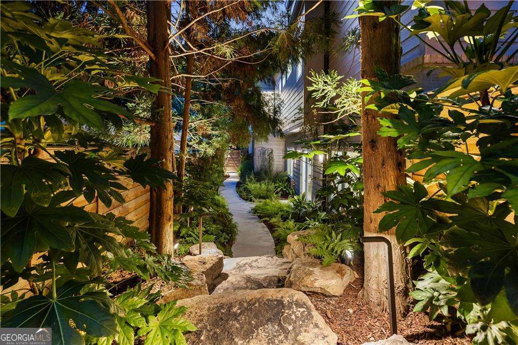 Lavista Park - Residential