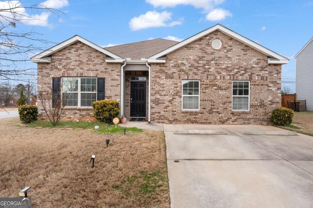 Photo of 1744 Sandy Trail Drive, Hampton, GA 30228 (MLS # 10675081)