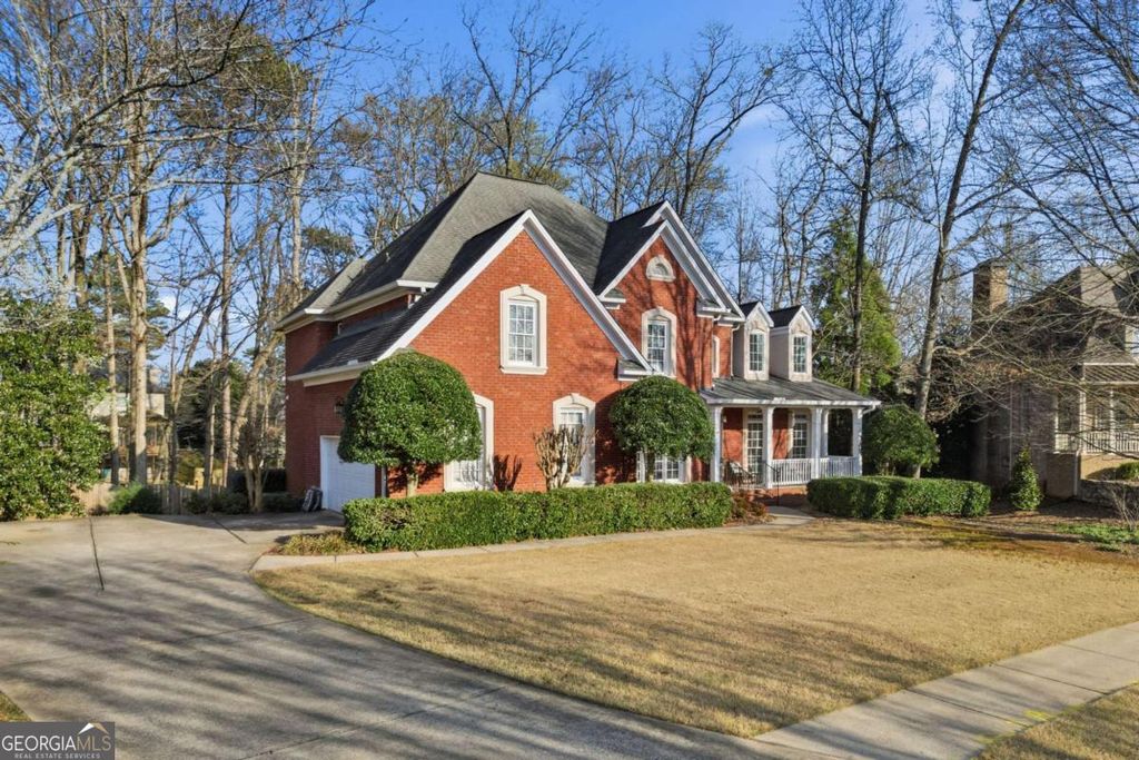 Photo of 3286 Winthrop Circle, Marietta, GA 30067 (MLS # 10708300)