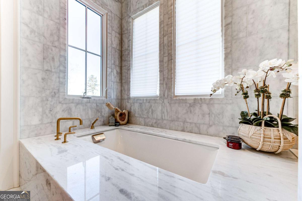 Arden on Lanier Waterside - Residential