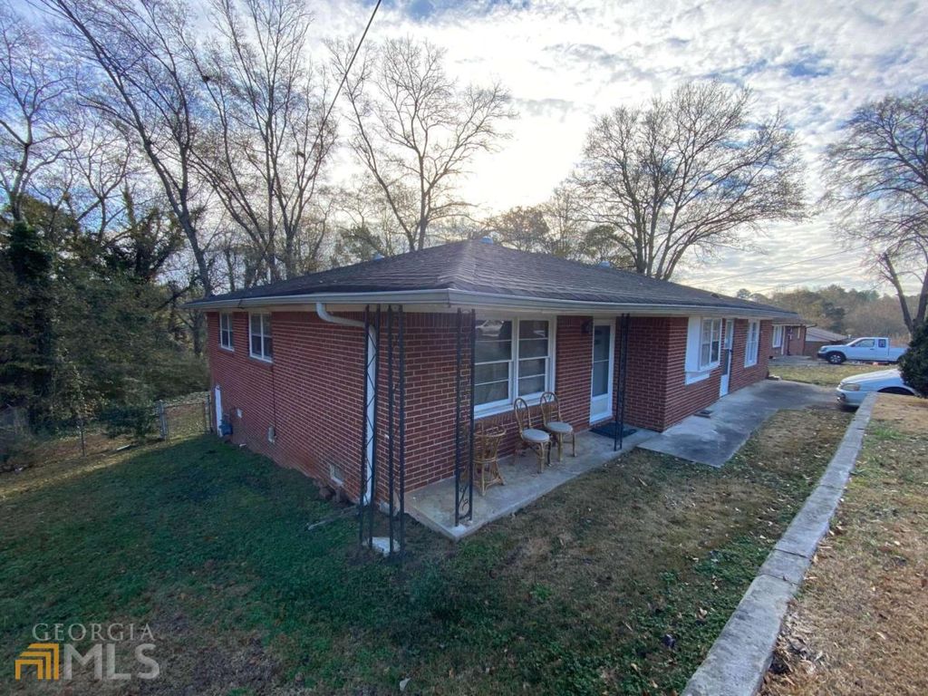 Photo of 1547 Mountain View Circle NW, Conyers, GA 30012 (MLS # 10684831)