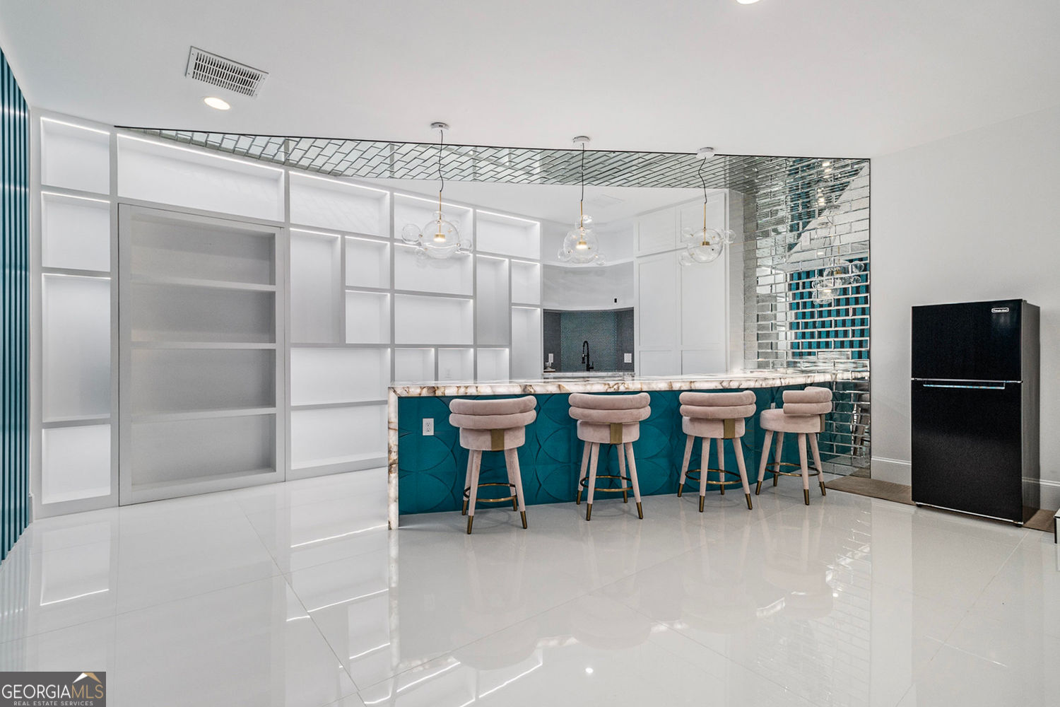 COUNTRY CLUB/SOUTH POD I - Residential