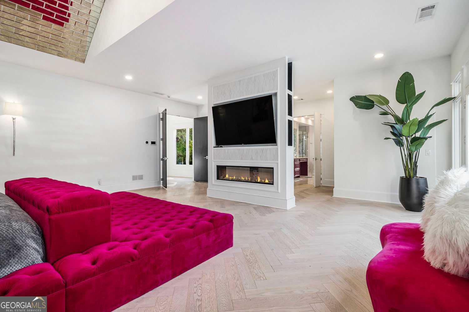 COUNTRY CLUB/SOUTH POD I - Residential