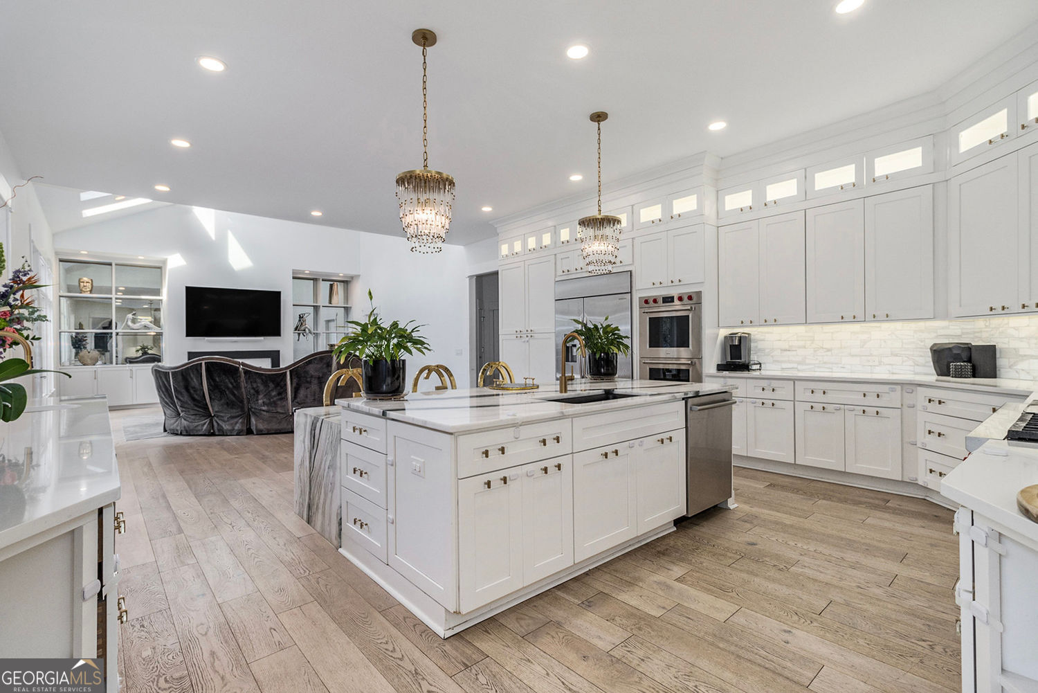 COUNTRY CLUB/SOUTH POD I - Residential