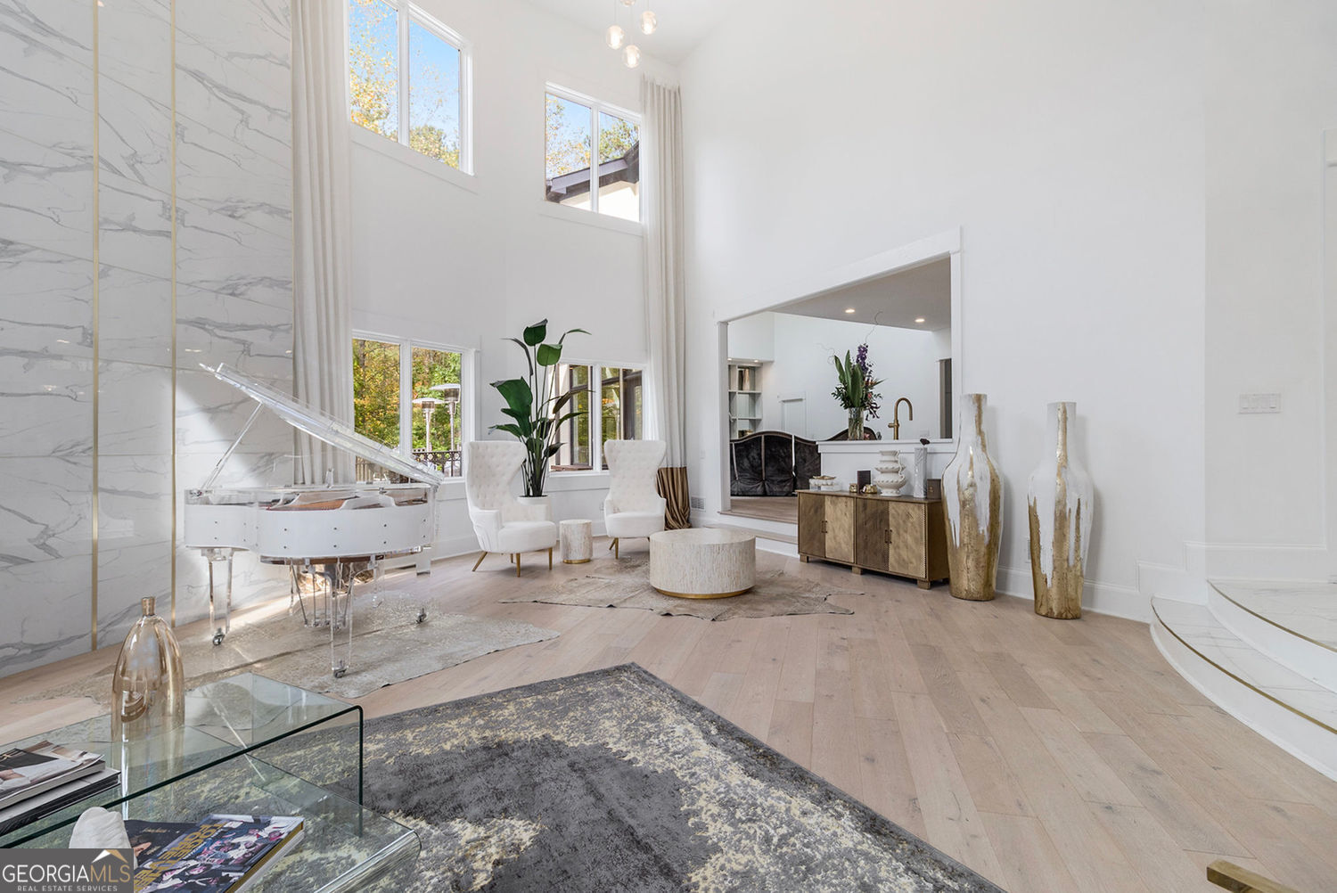 1050 Bedford Gardens DR